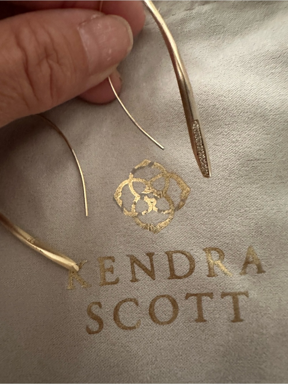 Kendra Scott Gold Curved Threader Earrings - Picture 6 of 6